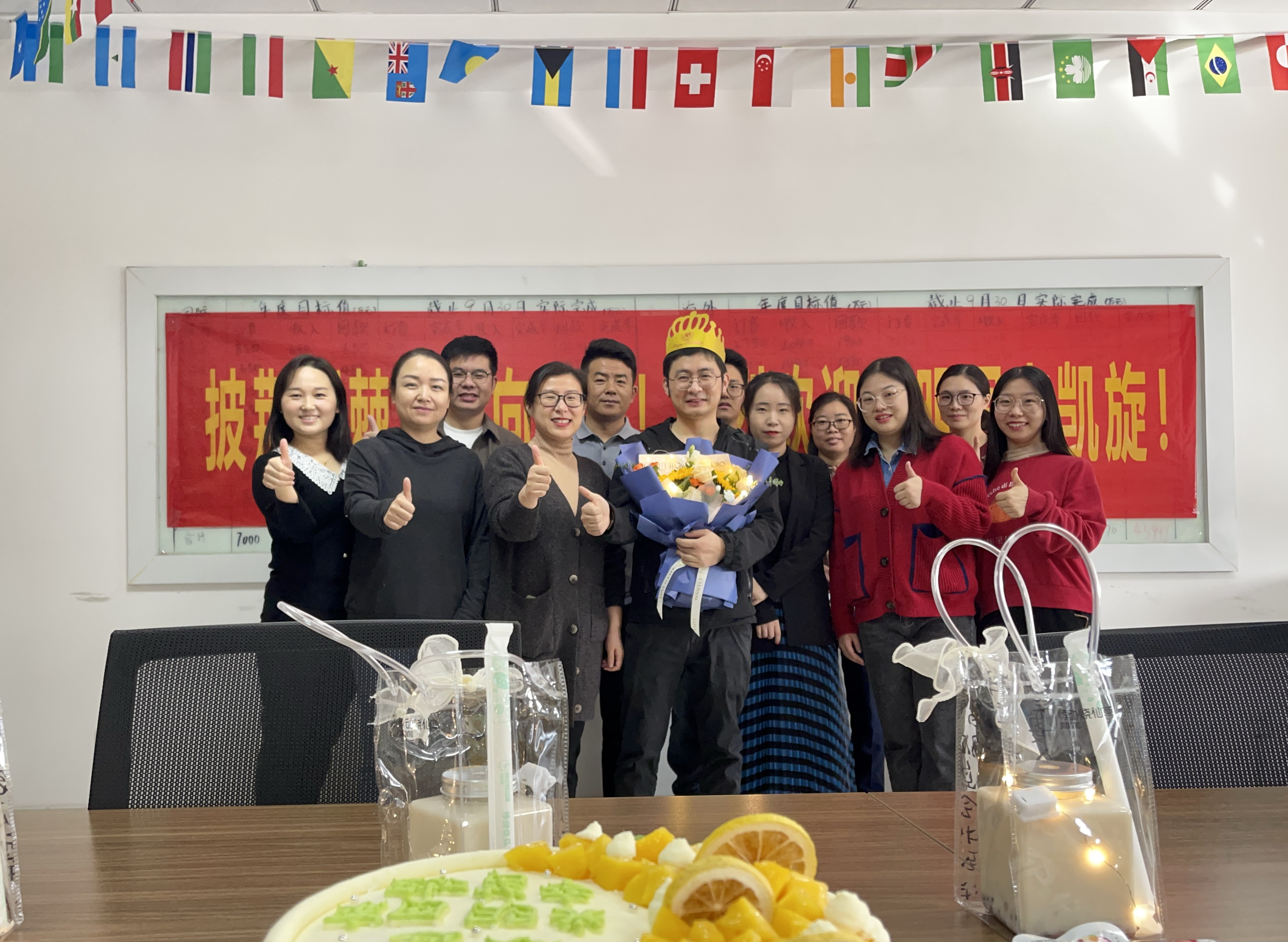 冒疫情出击外洋 携战果英雄凯旋_彩名堂