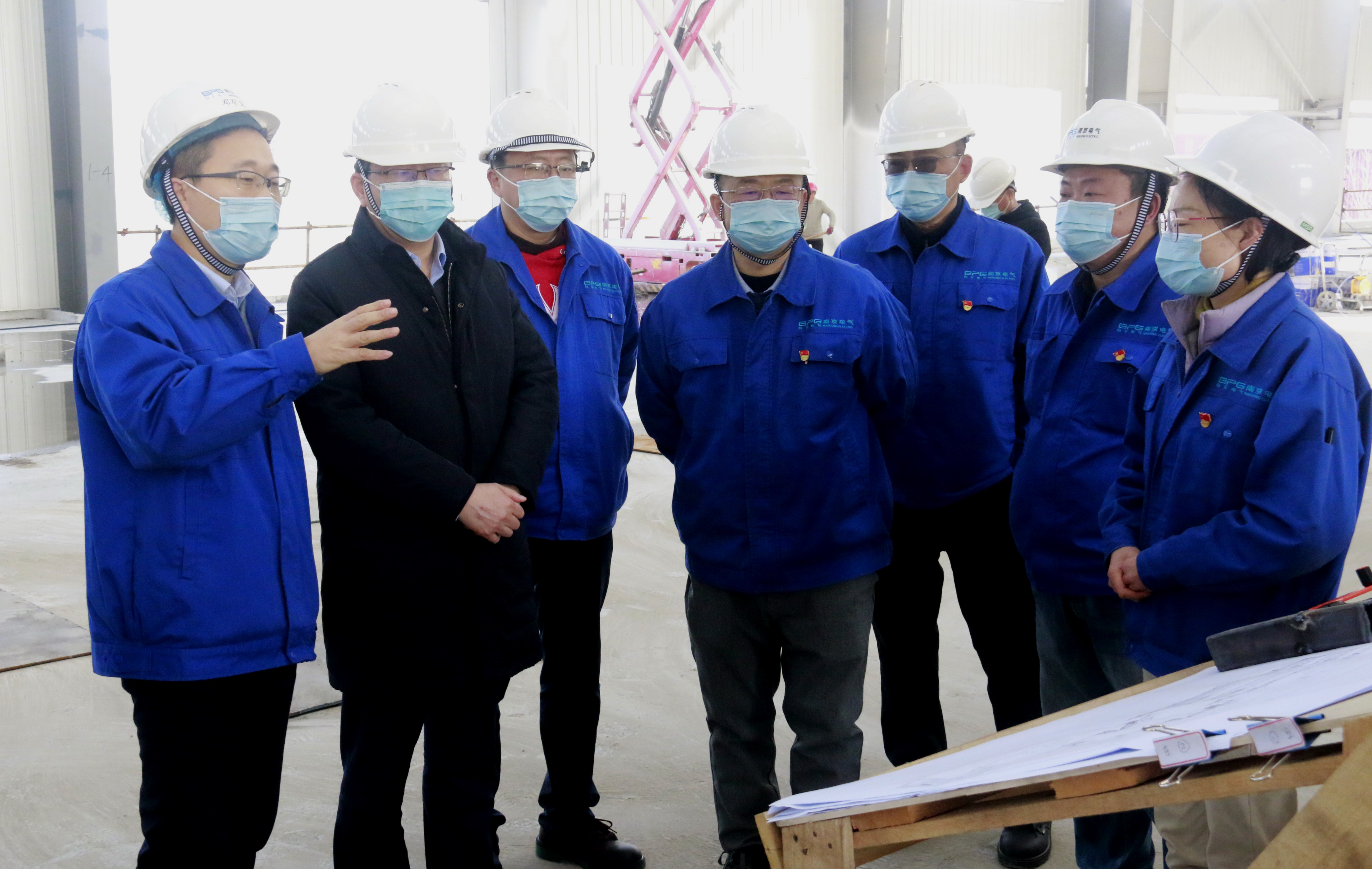 南京经开区管委会主任孙爱军到彩名堂调研_彩名堂